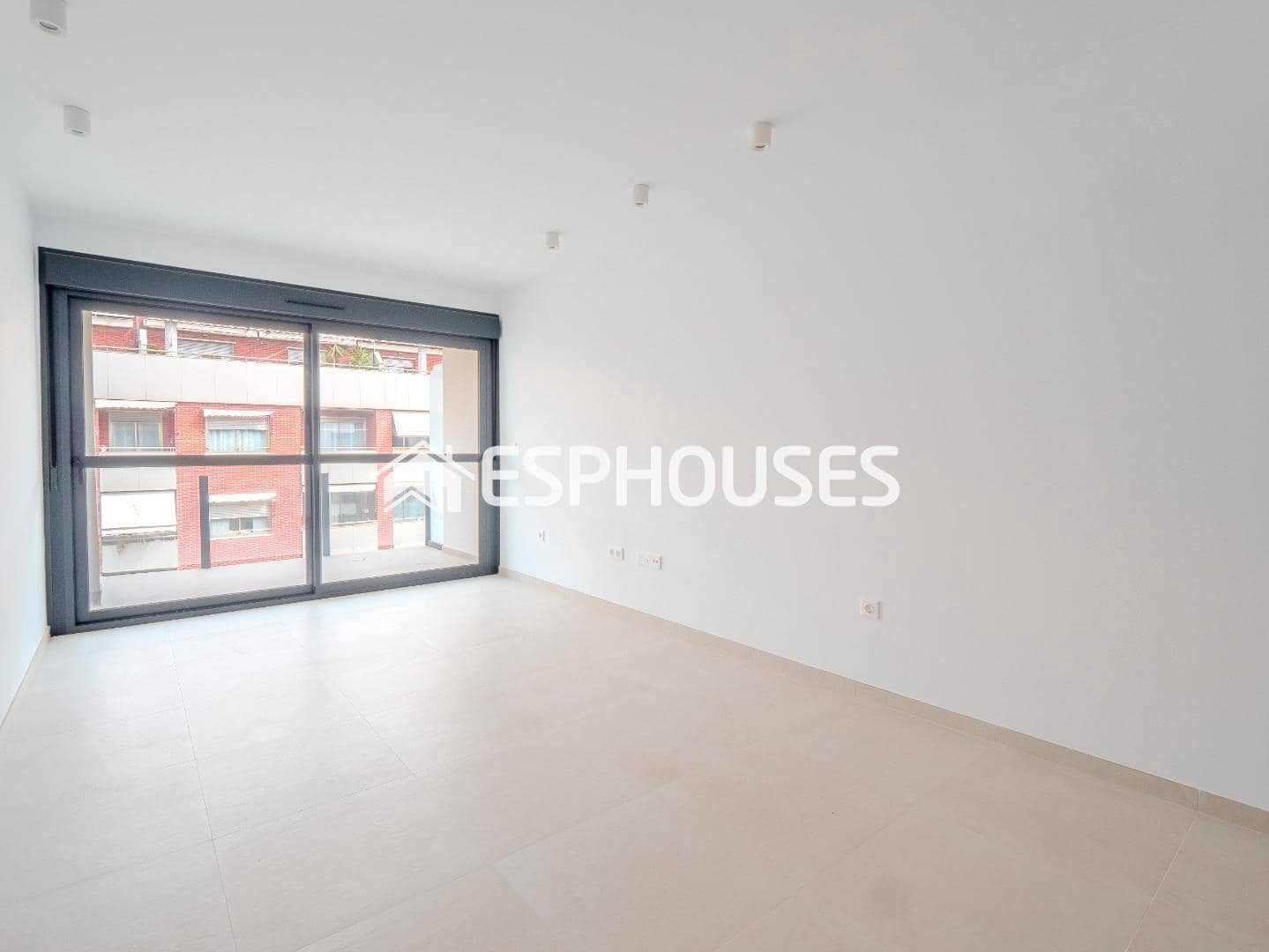 2 Zimmer Apartment zu verkaufen in Alicante / Alacant Stadt mit Pool Garage - 319.211 € (Ref: 9677699)