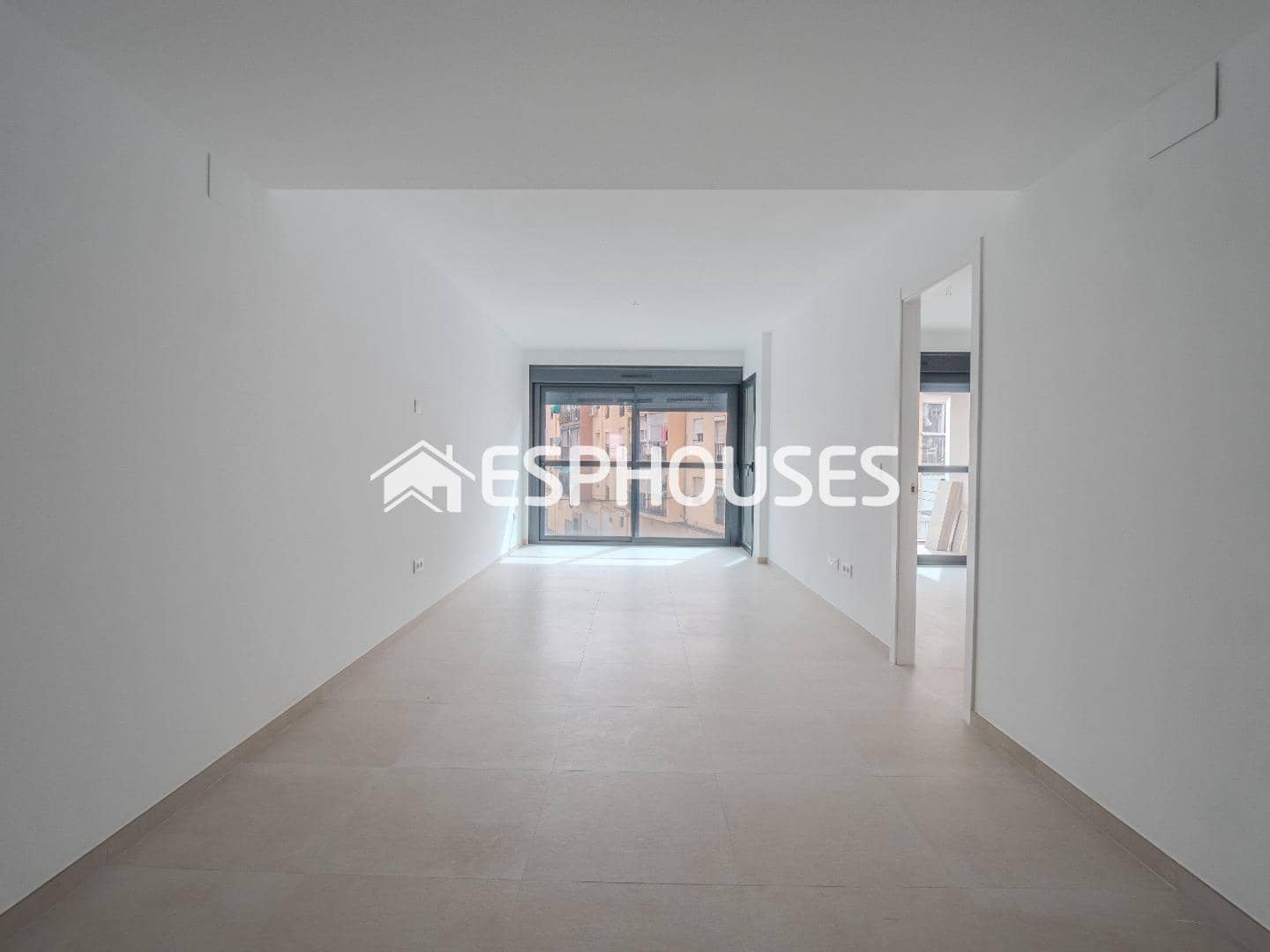 3 Zimmer Apartment zu verkaufen in Alicante / Alacant Stadt mit Pool - 295.000 € (Ref: 9677700)