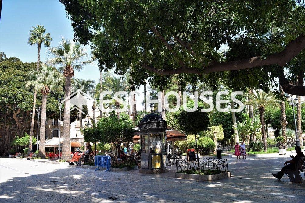 4 bedroom Villa for sale in Aguilas with pool garage - € 455,000 (Ref: 9683188)