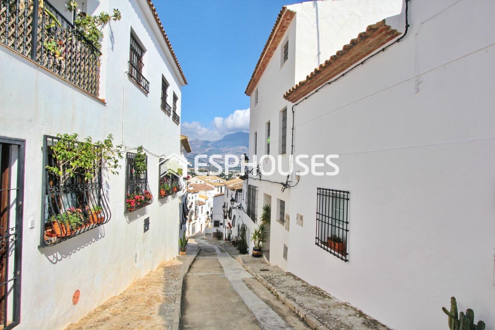 3 soverom Villa til salgs i Altea - € 1 300 000 (Ref: 9720282)