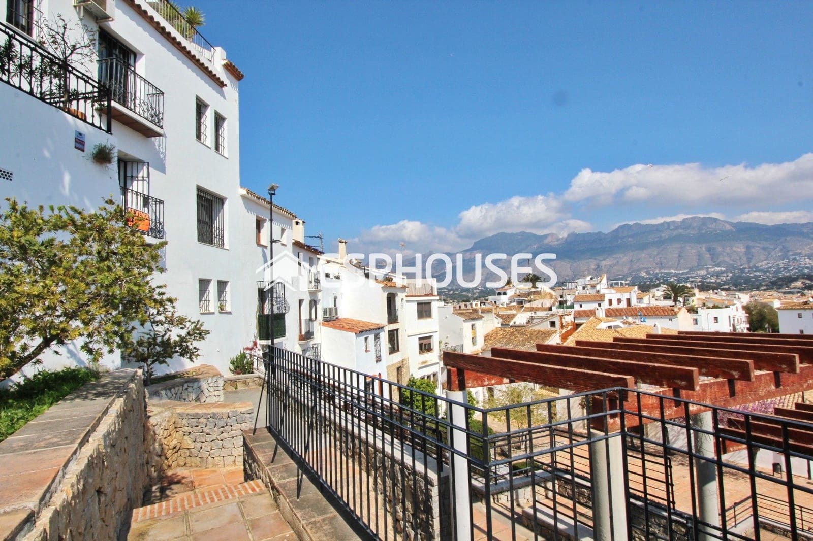 3 bedroom Townhouse for sale in Altea - € 1,300,000 (Ref: 9720282)
