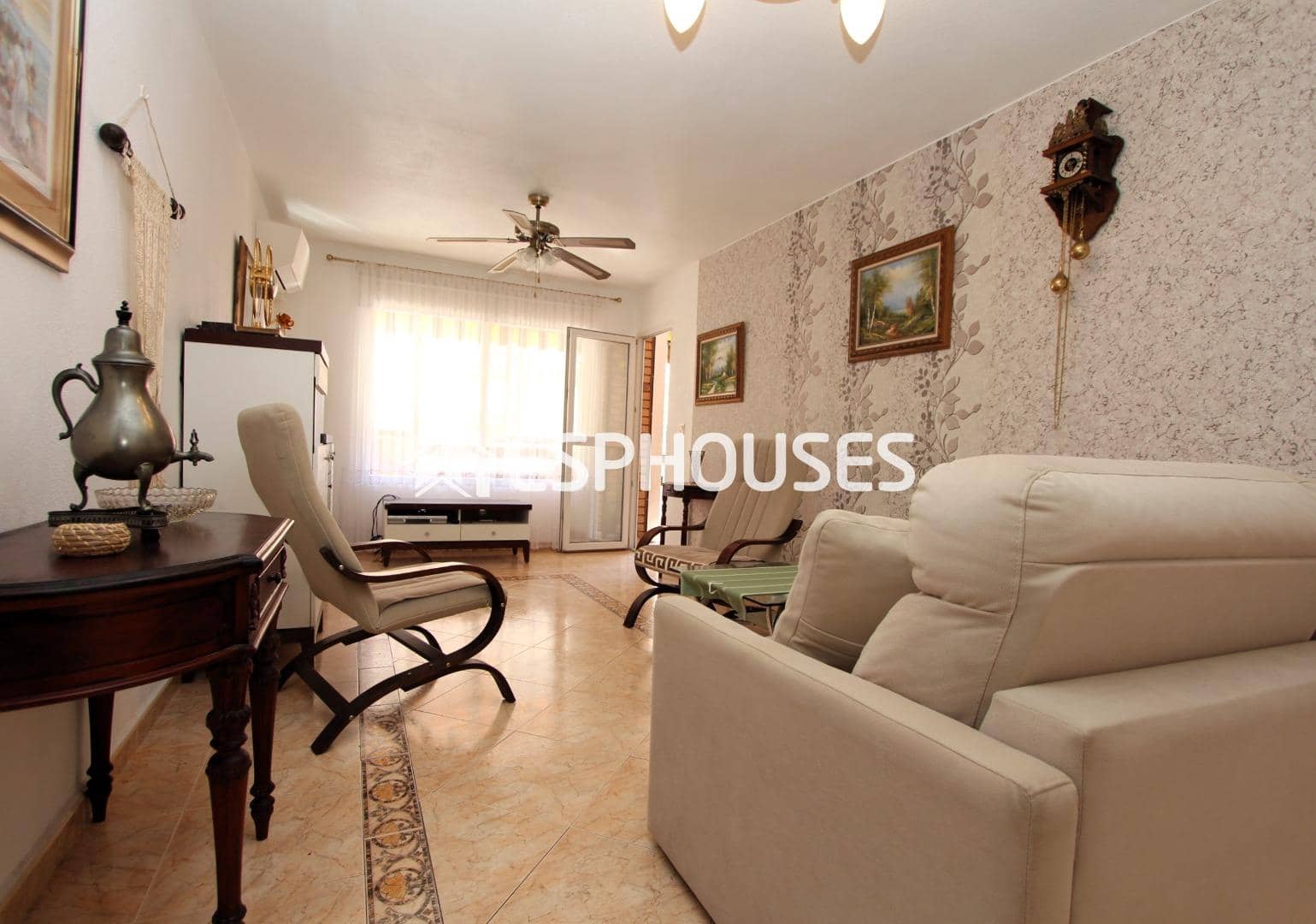 Apartamento de 2 habitaciones en Guardamar del Segura en venta - 179.990 € (Ref: 9720283)