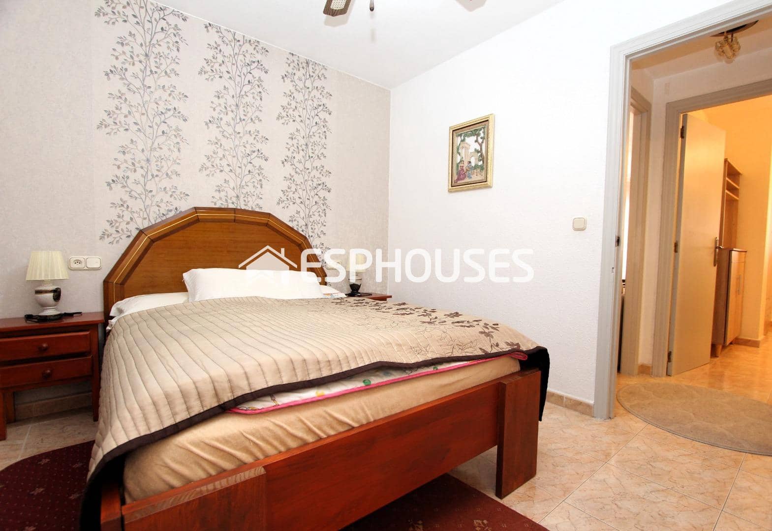 Apartamento de 2 habitaciones en Guardamar del Segura en venta - 179.990 € (Ref: 9720283)