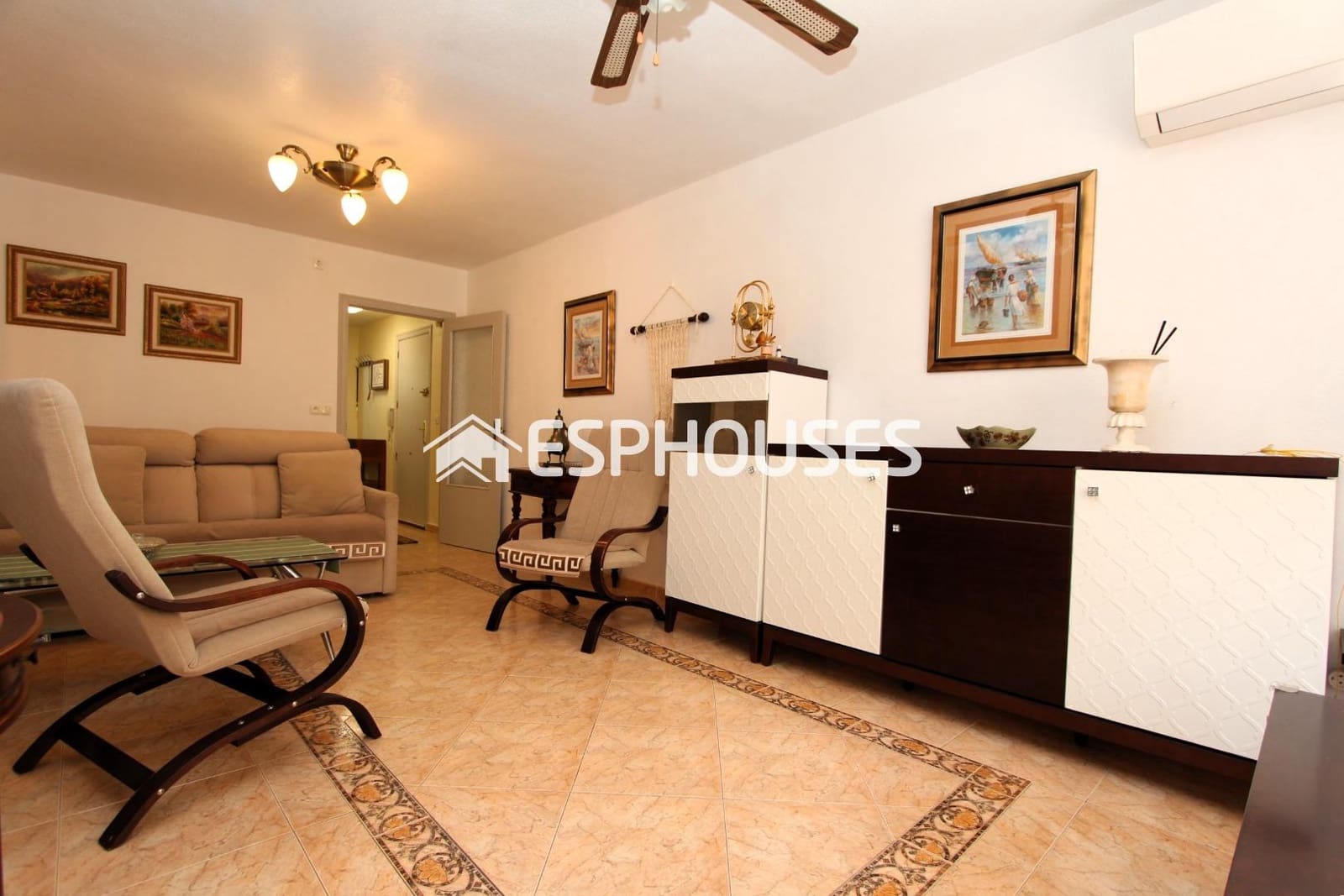 Apartamento de 2 habitaciones en Guardamar del Segura en venta - 179.990 € (Ref: 9720283)