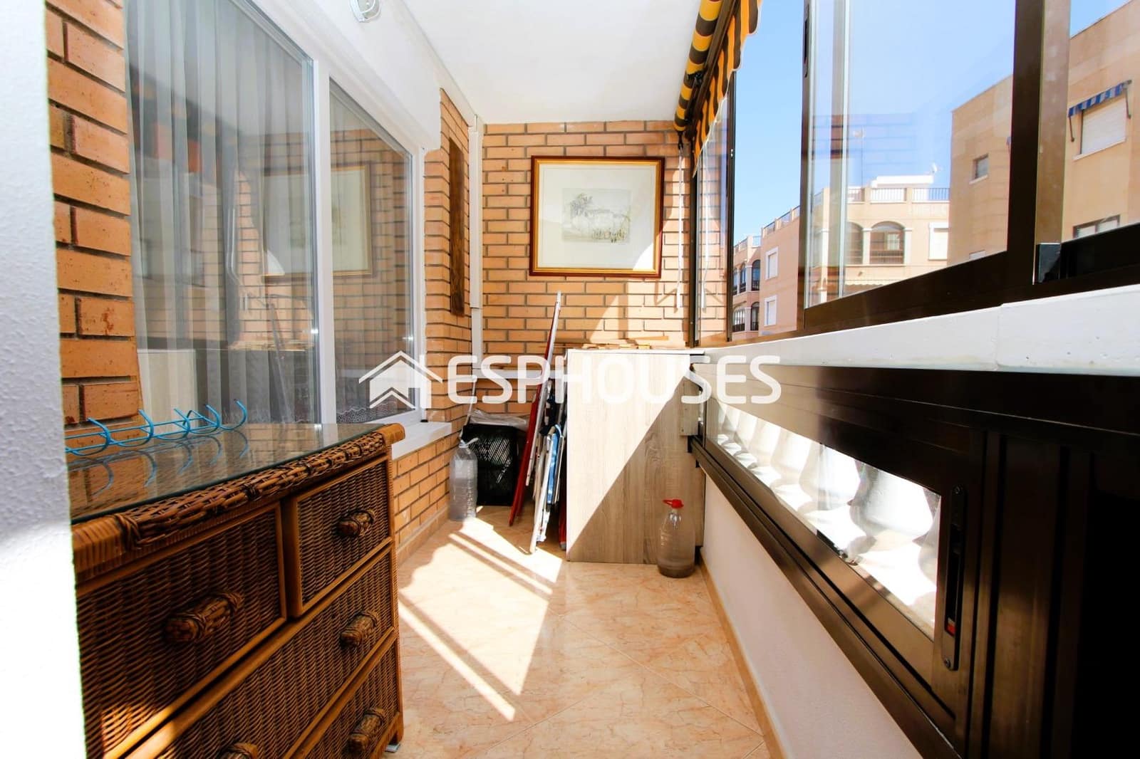 Apartamento de 2 habitaciones en Guardamar del Segura en venta - 179.990 € (Ref: 9720283)