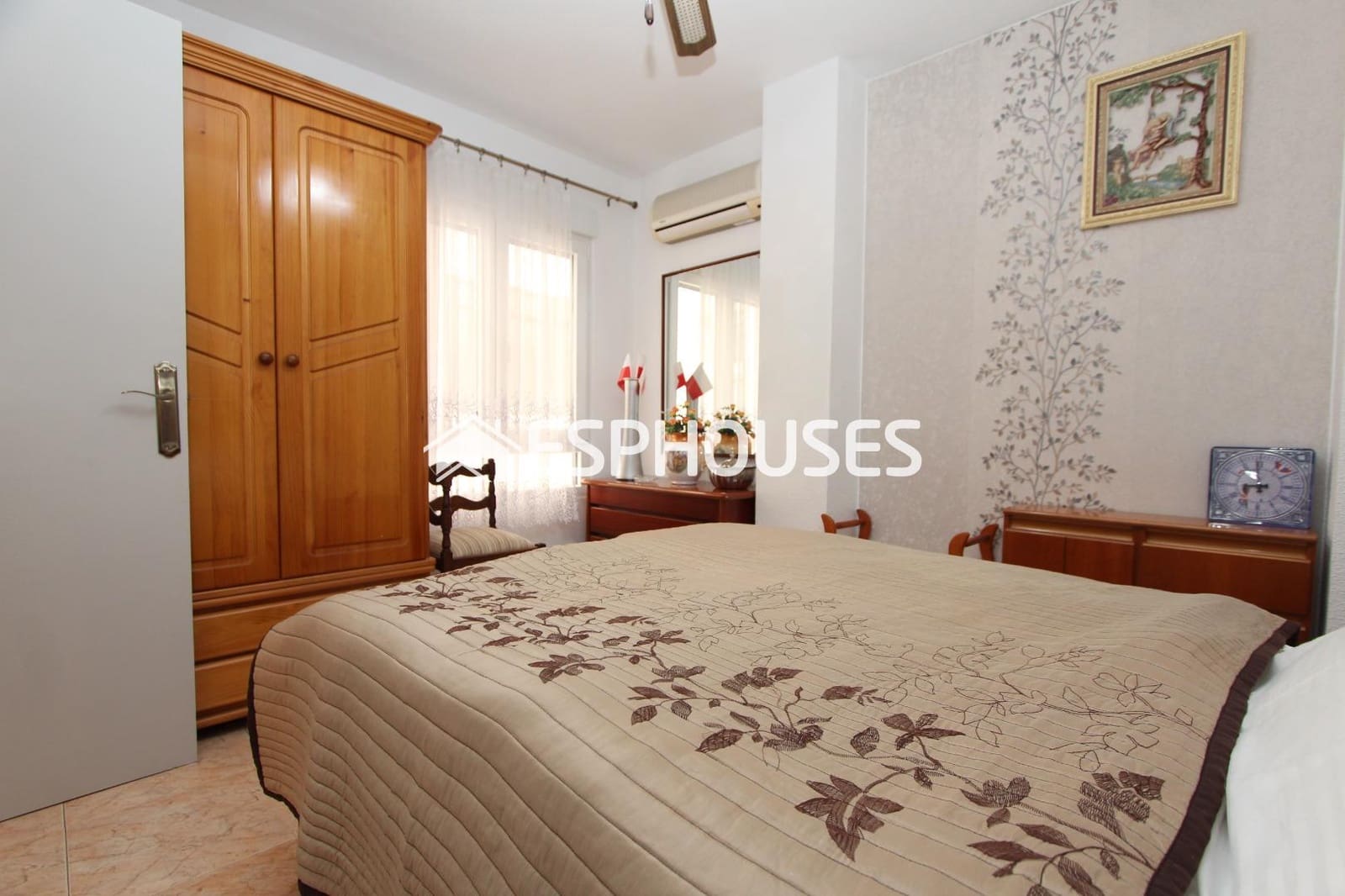 Apartamento de 2 habitaciones en Guardamar del Segura en venta - 179.990 € (Ref: 9720283)