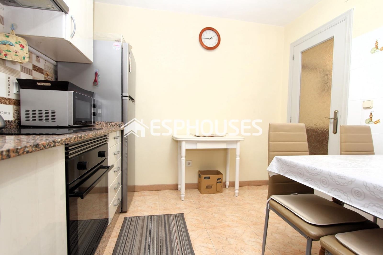 Apartamento de 2 habitaciones en Guardamar del Segura en venta - 179.990 € (Ref: 9720283)