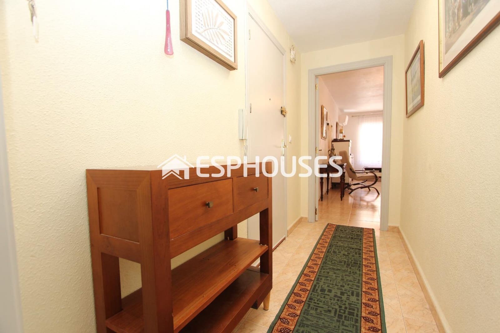 Apartamento de 2 habitaciones en Guardamar del Segura en venta - 179.990 € (Ref: 9720283)