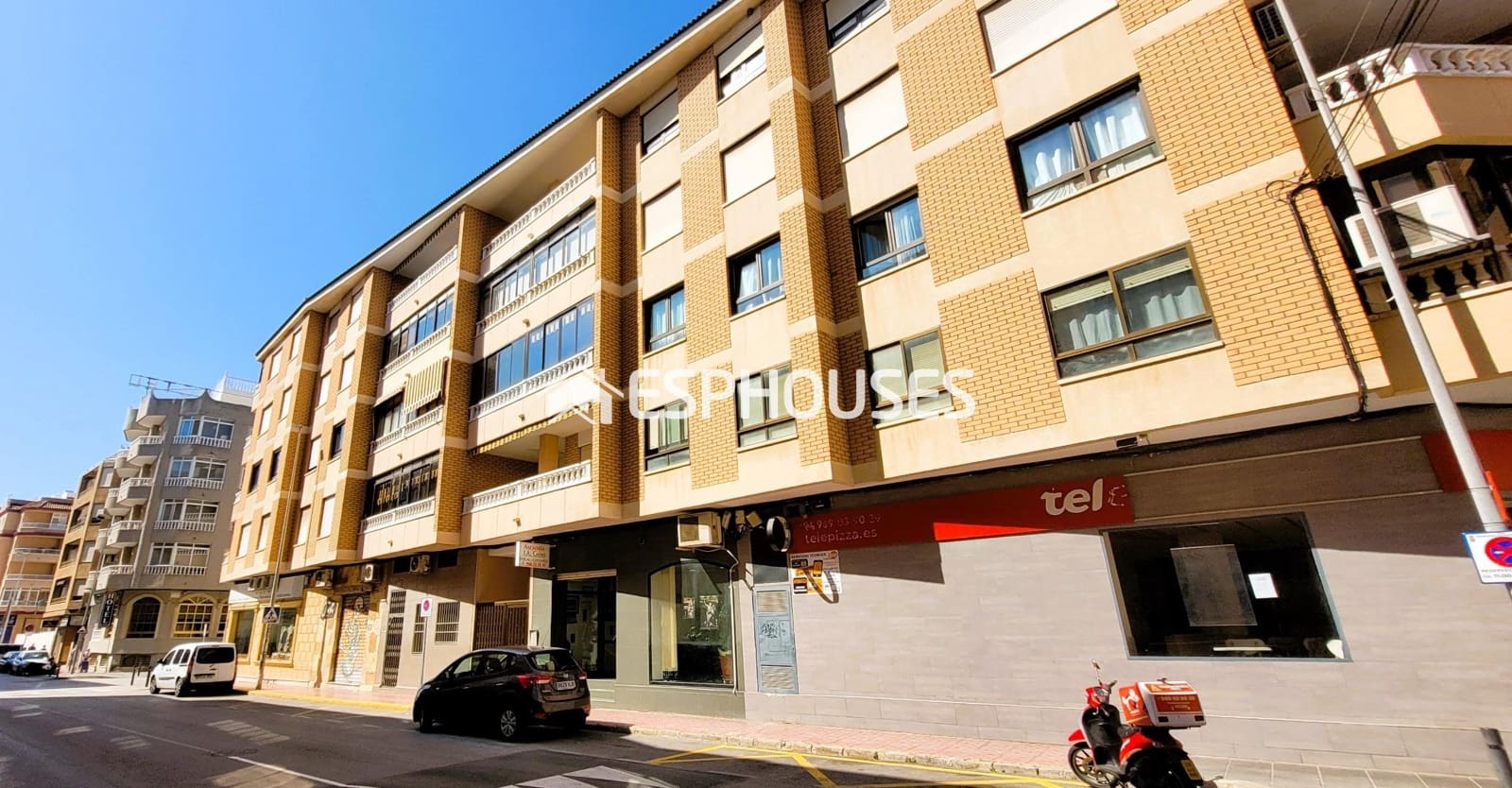 Apartamento de 2 habitaciones en Guardamar del Segura en venta - 179.990 € (Ref: 9720283)