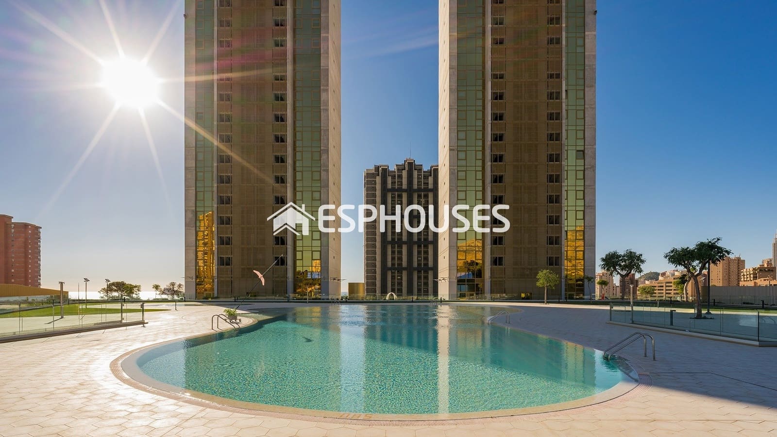 3 soveværelse Lejlighed til salg i Benidorm med swimmingpool garage - € 1.065.000 (Ref: 9720287)
