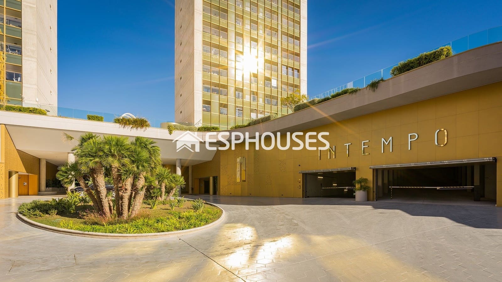 3 soveværelse Lejlighed til salg i Benidorm med swimmingpool garage - € 1.065.000 (Ref: 9720287)