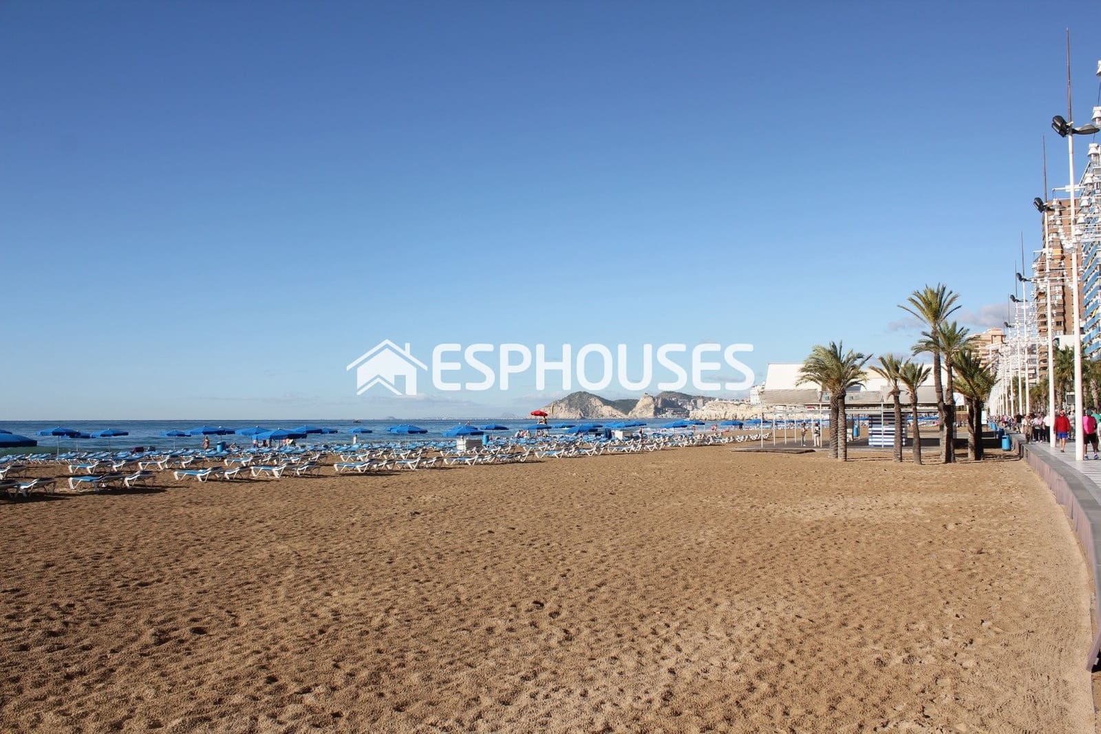 3 sovrum Lägenhet till salu i Benidorm med pool garage - 595 000 € (Ref: 9720289)
