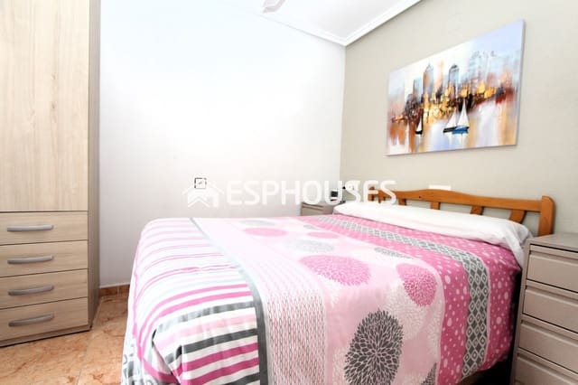2 soverom Penthouse til salgs i El Chaparral - La Siesta - La Torreta, Torrevieja med svømmebasseng - € 145 000 (Ref: 9735849)