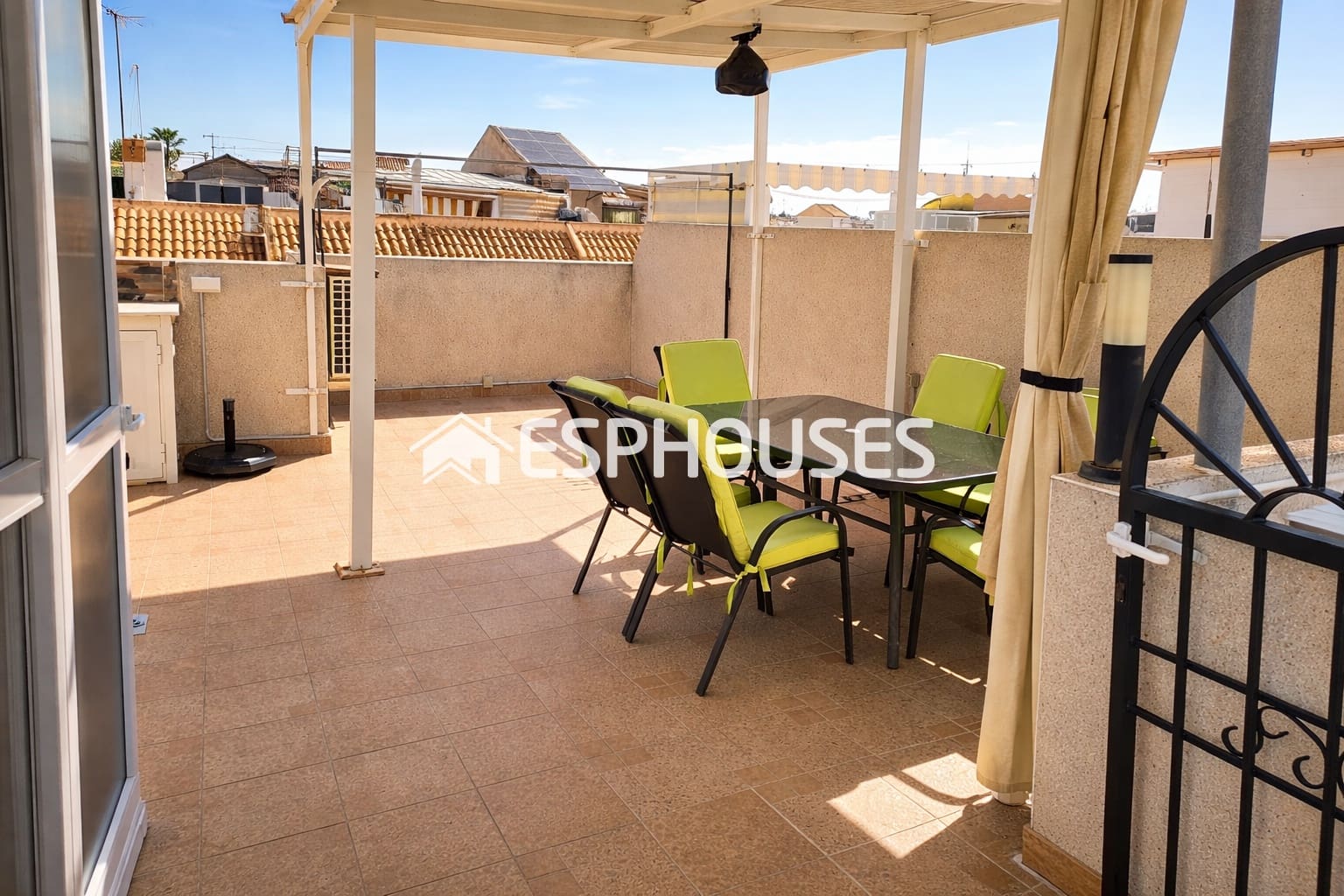 2 camera da letto Attico in vendita in Torrevieja con piscina - 145.000 € (Rif: 9735849)