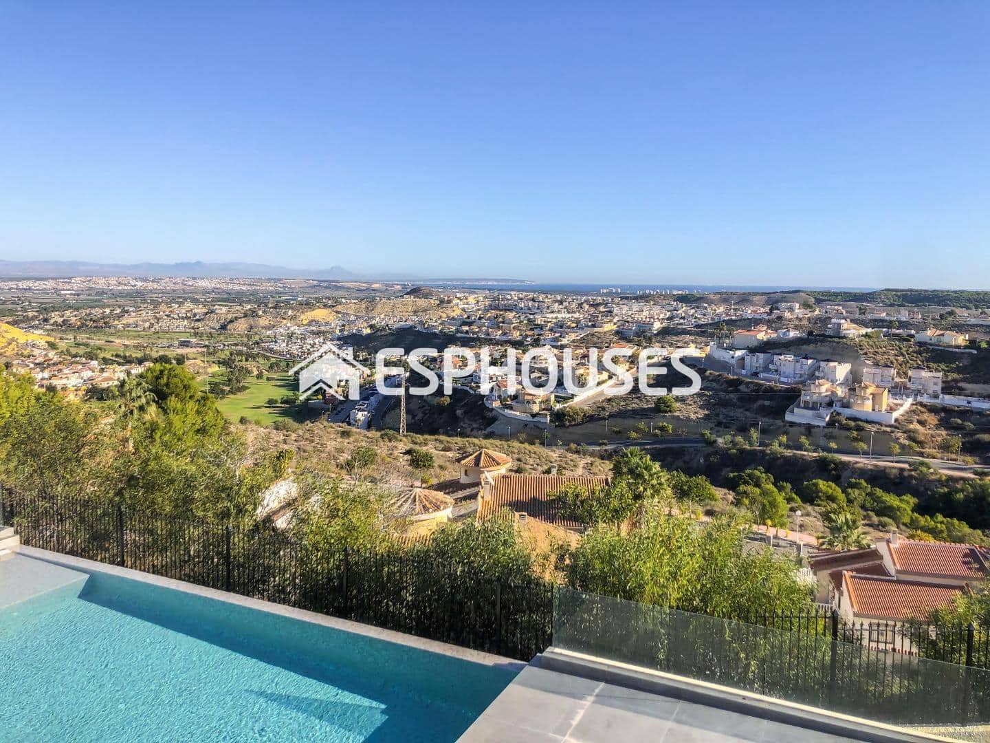 6 bedroom Villa for sale in Rojales with pool garage - € 2,300,000 (Ref: 9735850)