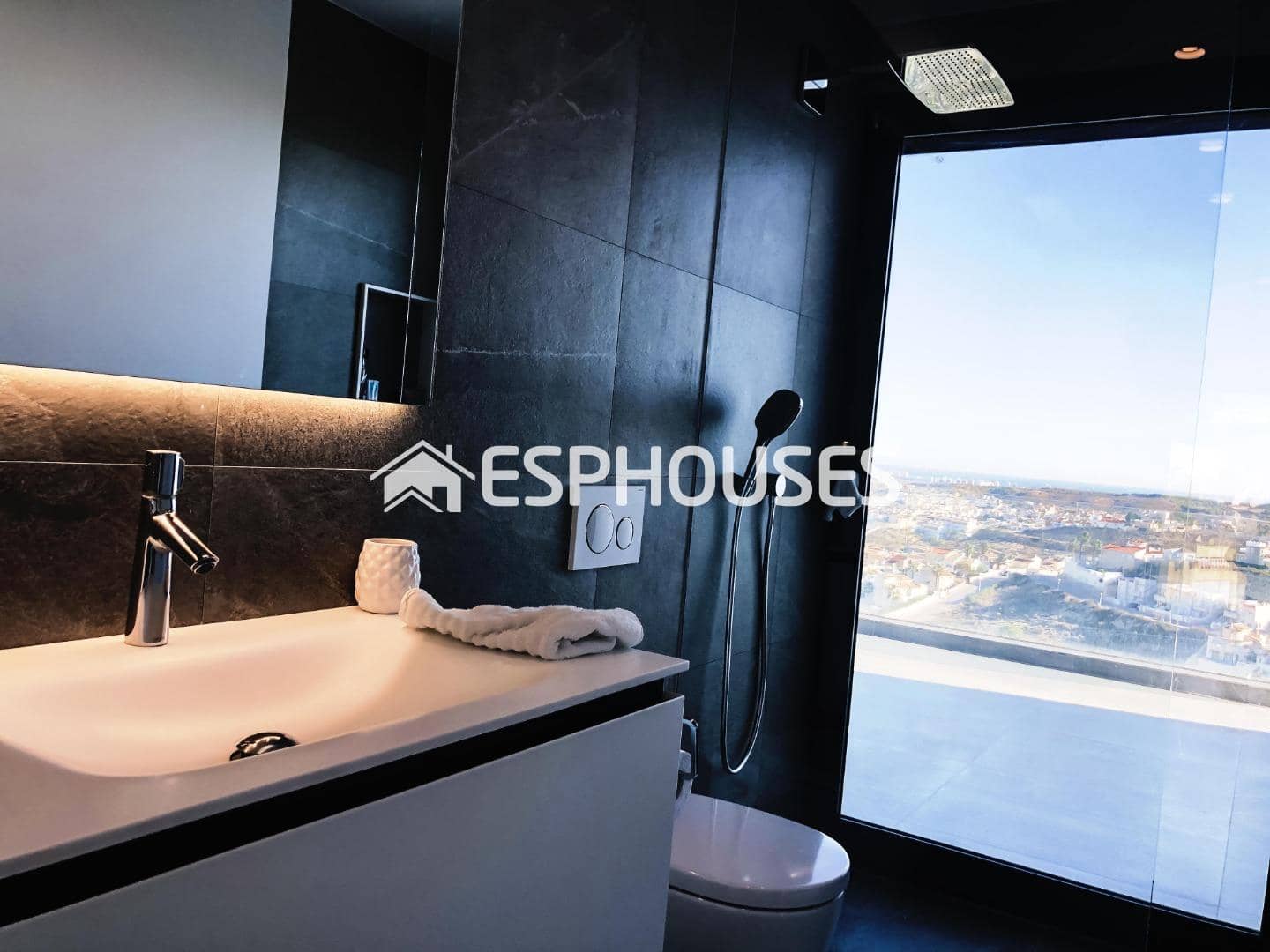 6 bedroom Villa for sale in Rojales with pool garage - € 2,300,000 (Ref: 9735850)