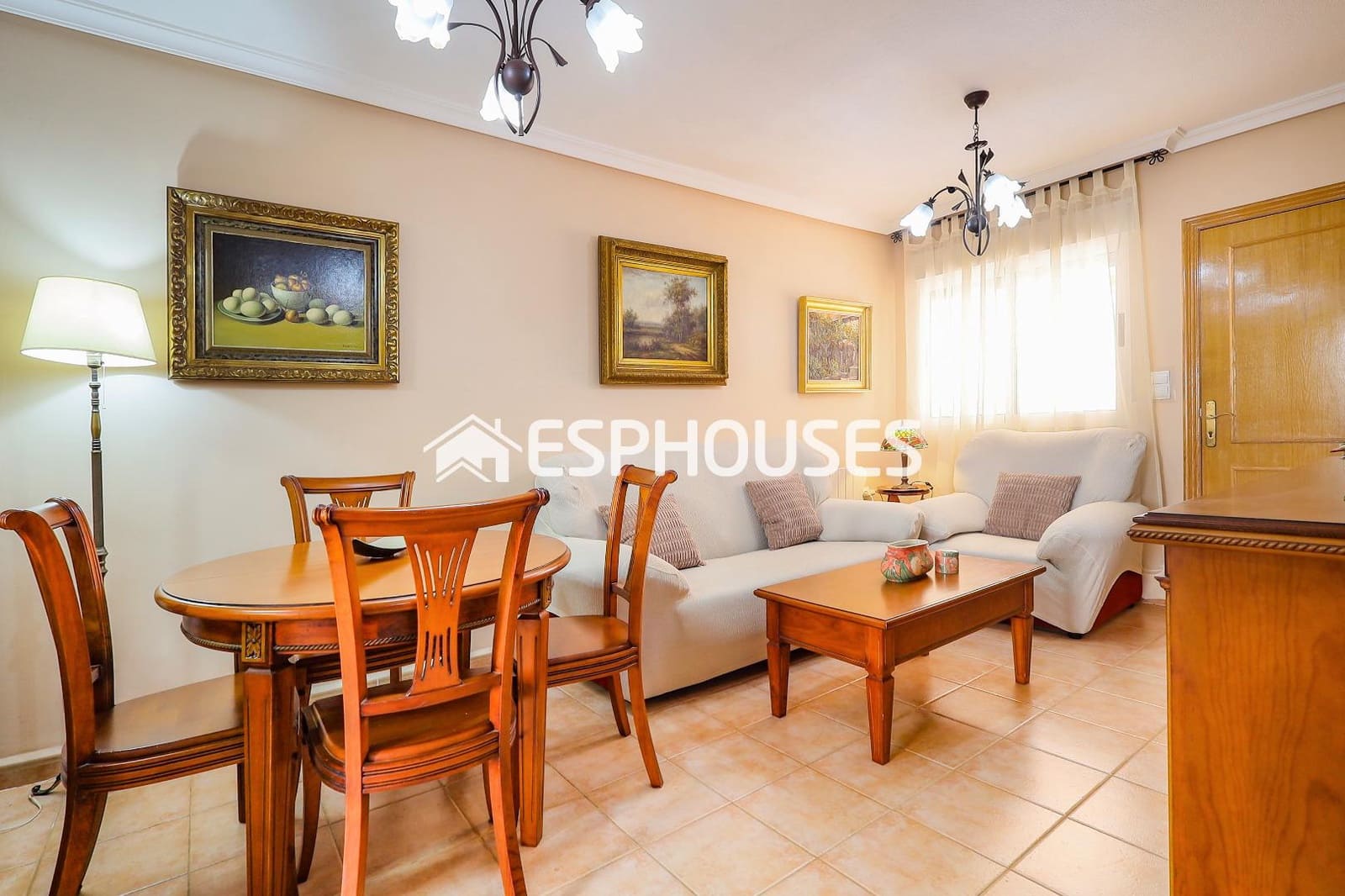 2 quarto Bungalow para venda em Guardamar del Segura com piscina - 155 000 € (Ref: 9735851)