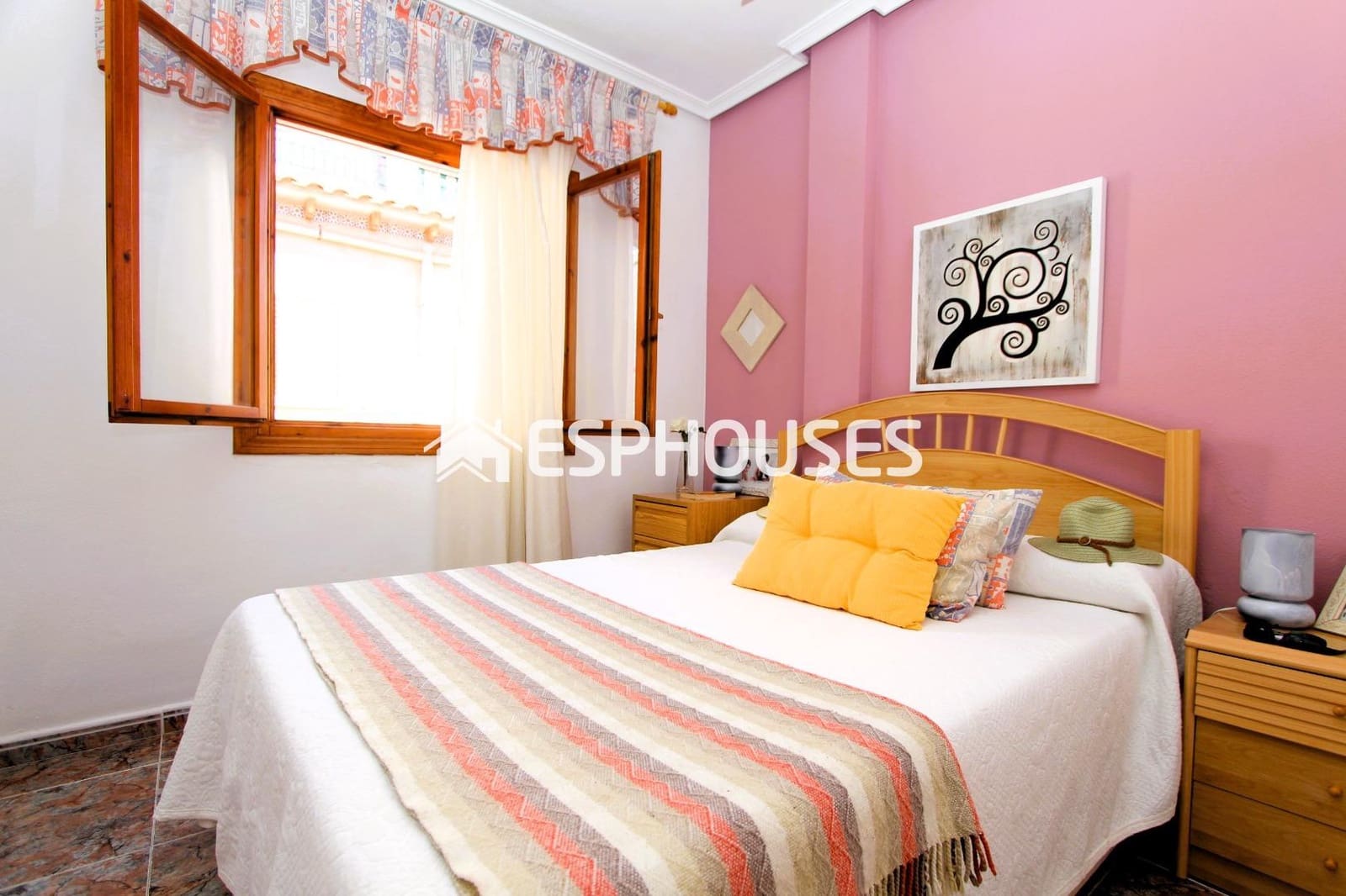 2 bedroom Apartment for sale in Guardamar del Segura with pool - € 149,000 (Ref: 9744197)