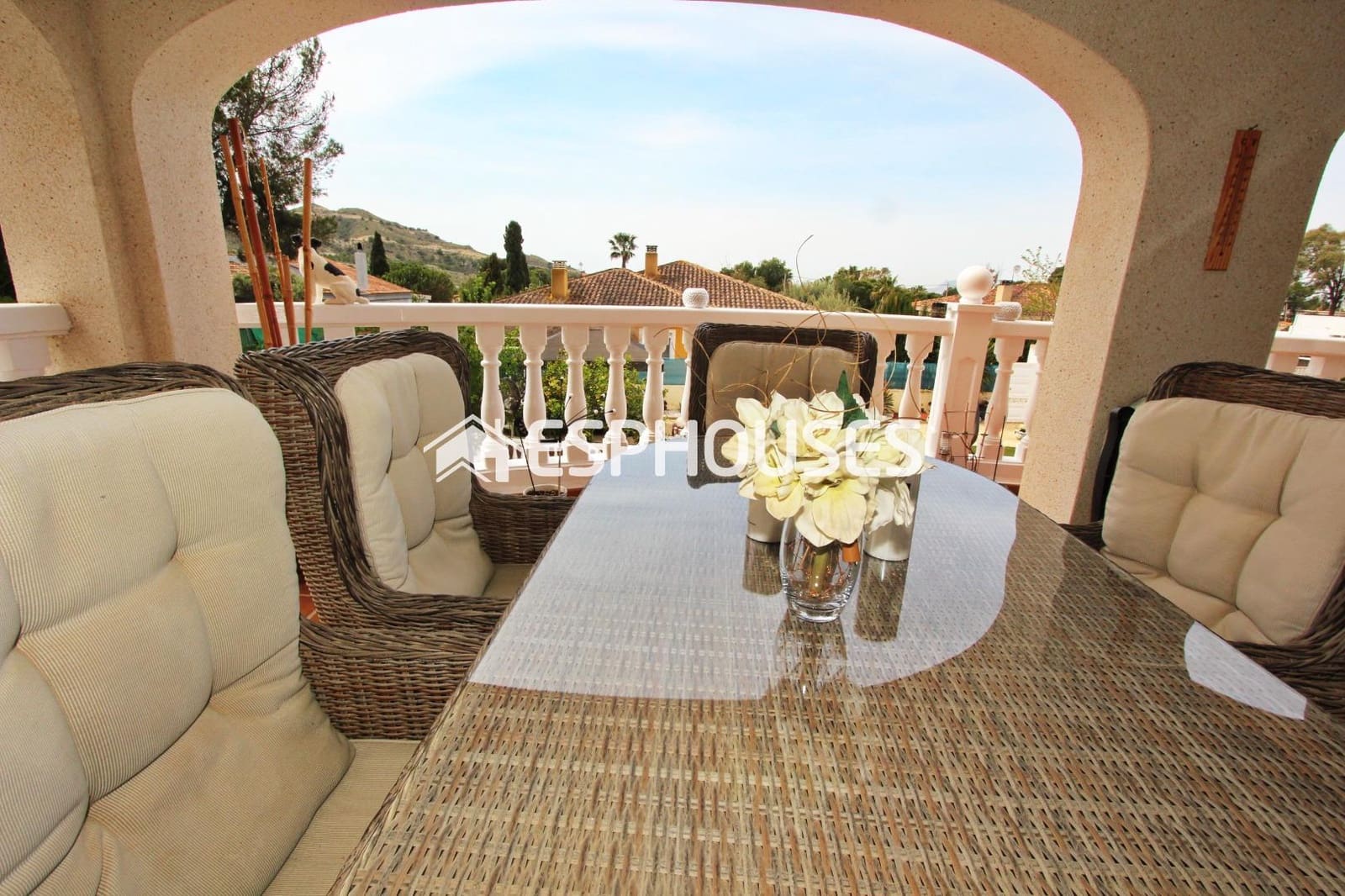 4 soverom Villa til salgs i Busot med svømmebasseng garasje - € 595 000 (Ref: 9756651)