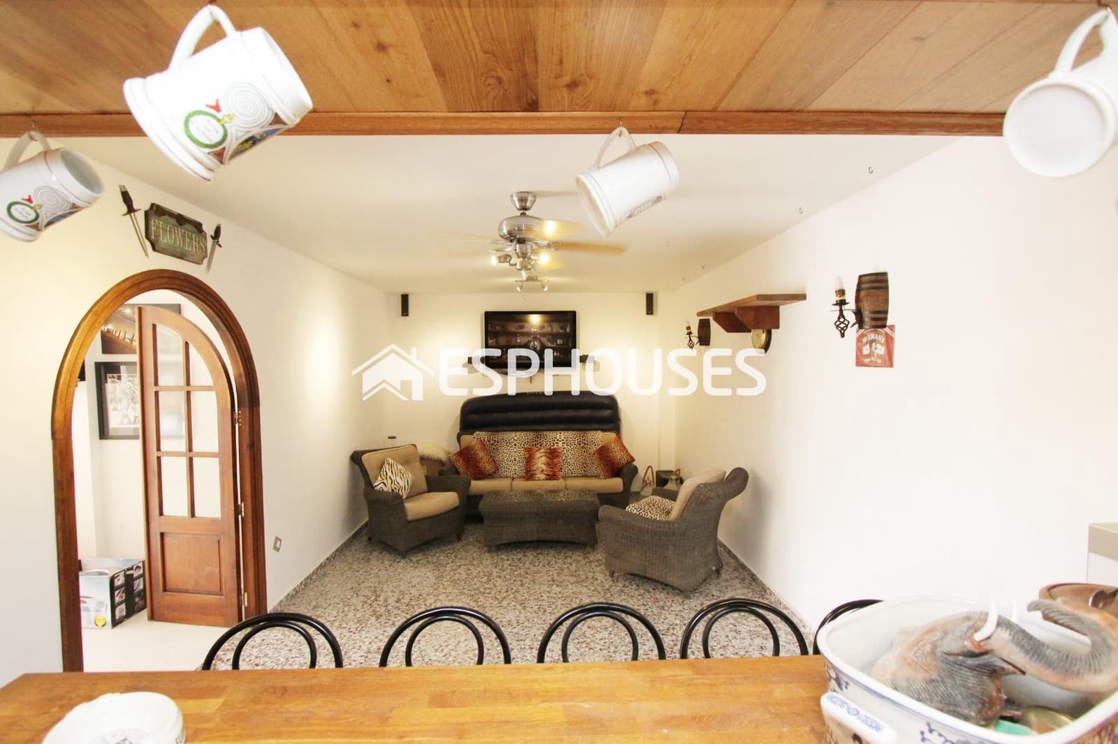 4 soverom Villa til salgs i Busot med svømmebasseng garasje - € 595 000 (Ref: 9756651)