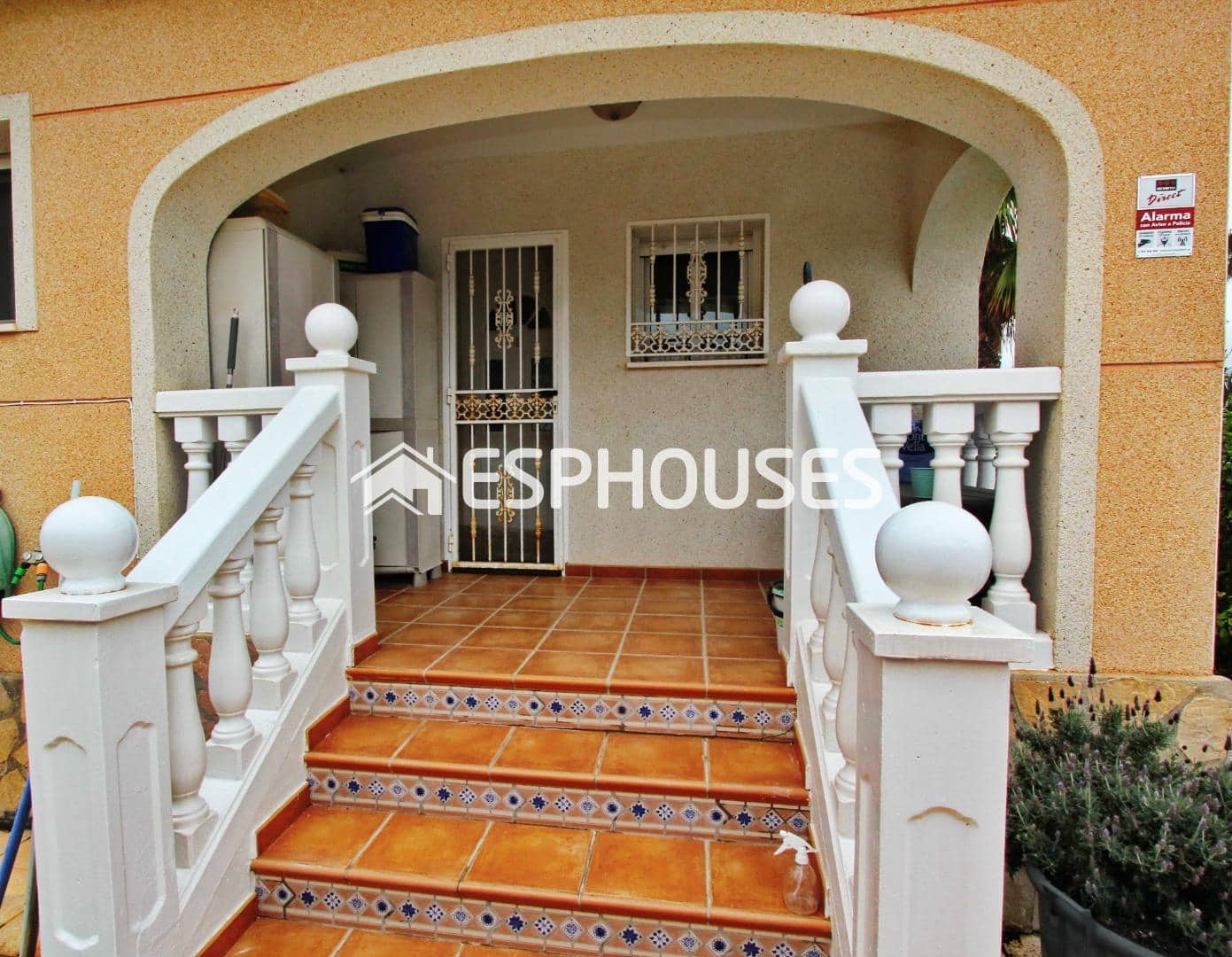 4 soverom Villa til salgs i Busot med svømmebasseng garasje - € 595 000 (Ref: 9756651)