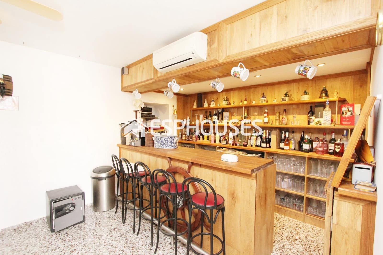 4 soverom Villa til salgs i Busot med svømmebasseng garasje - € 595 000 (Ref: 9756651)