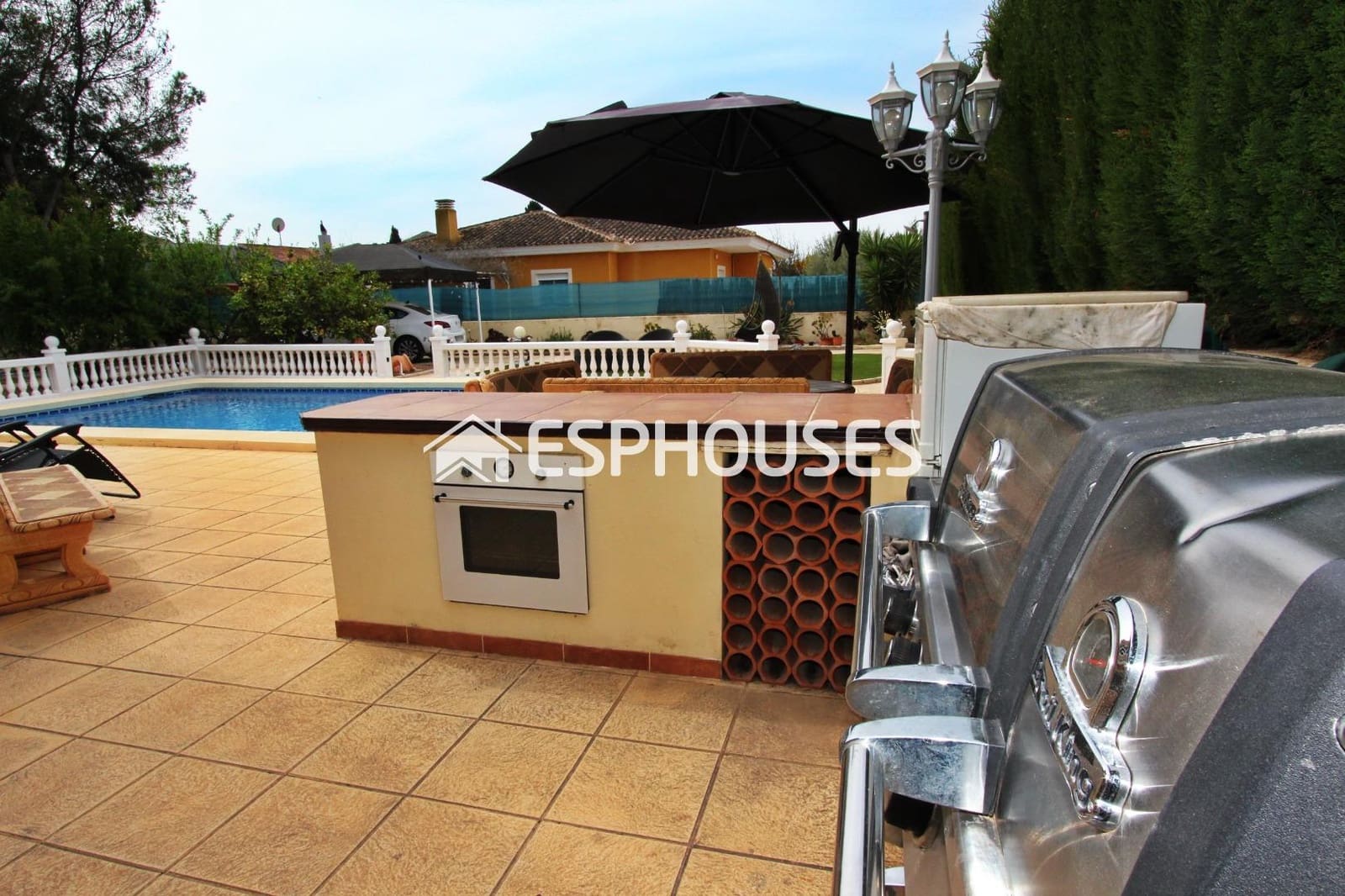 4 soverom Villa til salgs i Busot med svømmebasseng garasje - € 595 000 (Ref: 9756651)