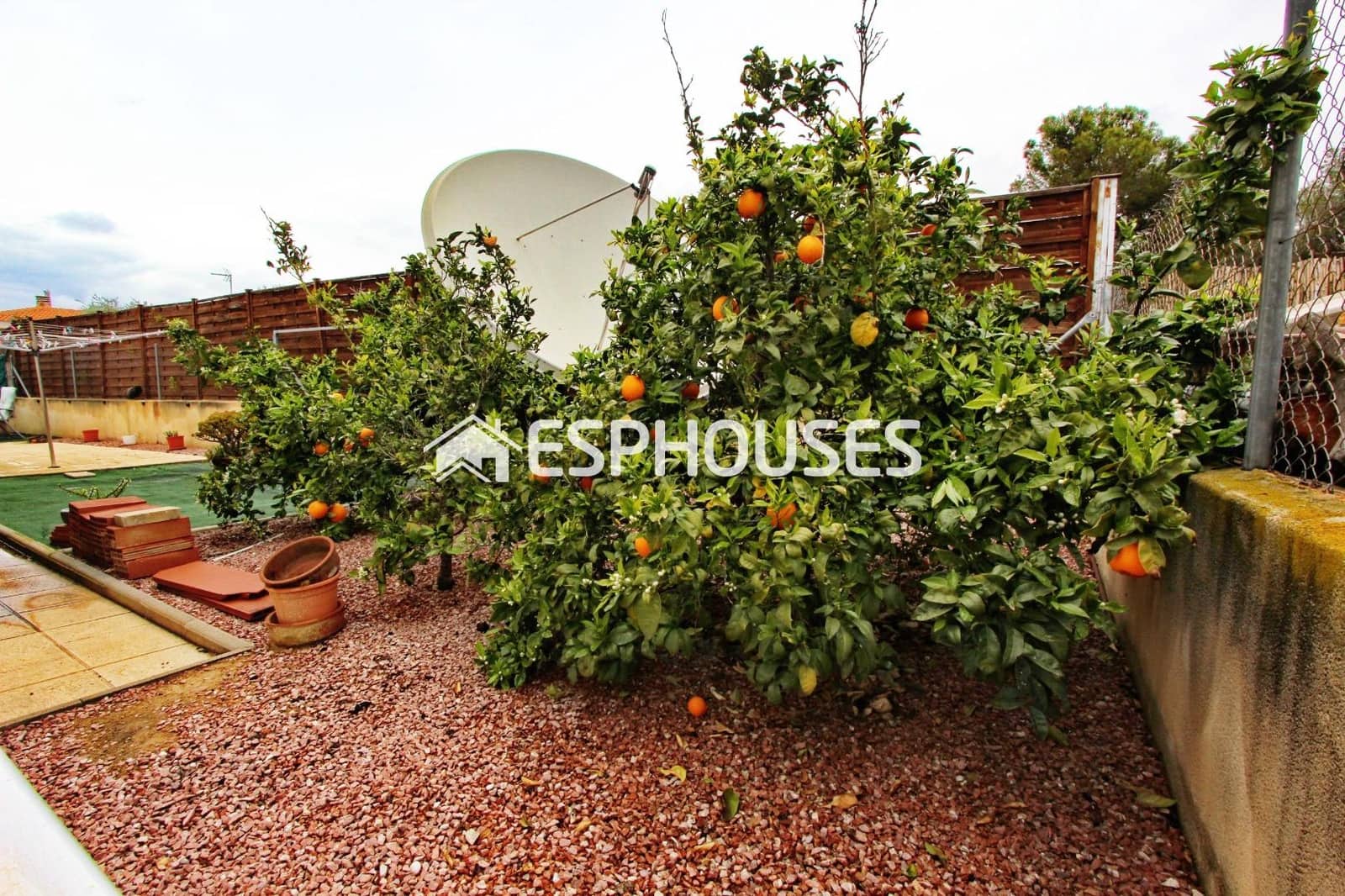 4 soverom Villa til salgs i Busot med svømmebasseng garasje - € 595 000 (Ref: 9756651)