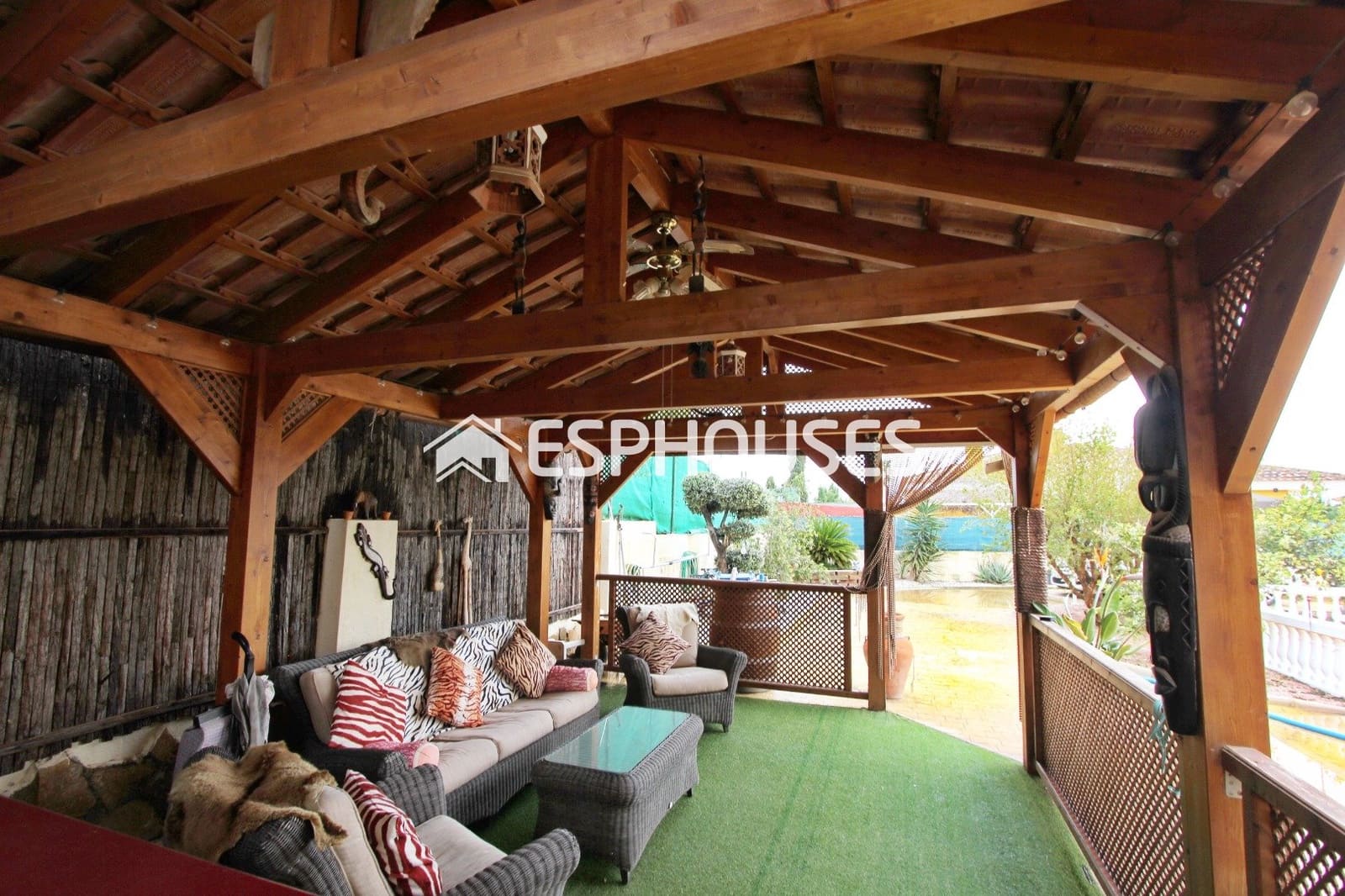 4 sypialnia Willa na sprzedaż w Busot z basenem garażem - 575 000 € (Ref: 9756651)