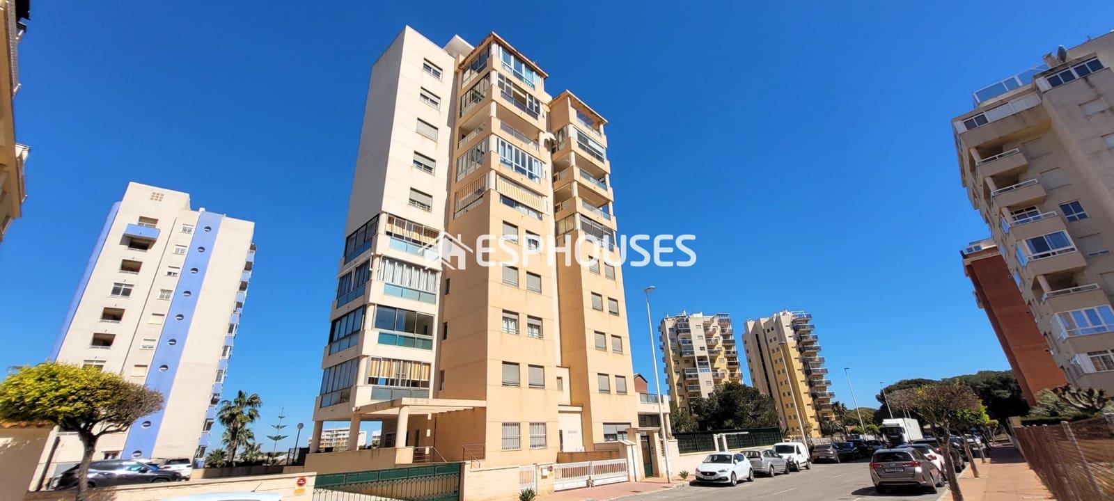 2 chambre Appartement à vendre à Guardamar del Segura avec piscine garage - 199 000 € (Ref: 9756652)