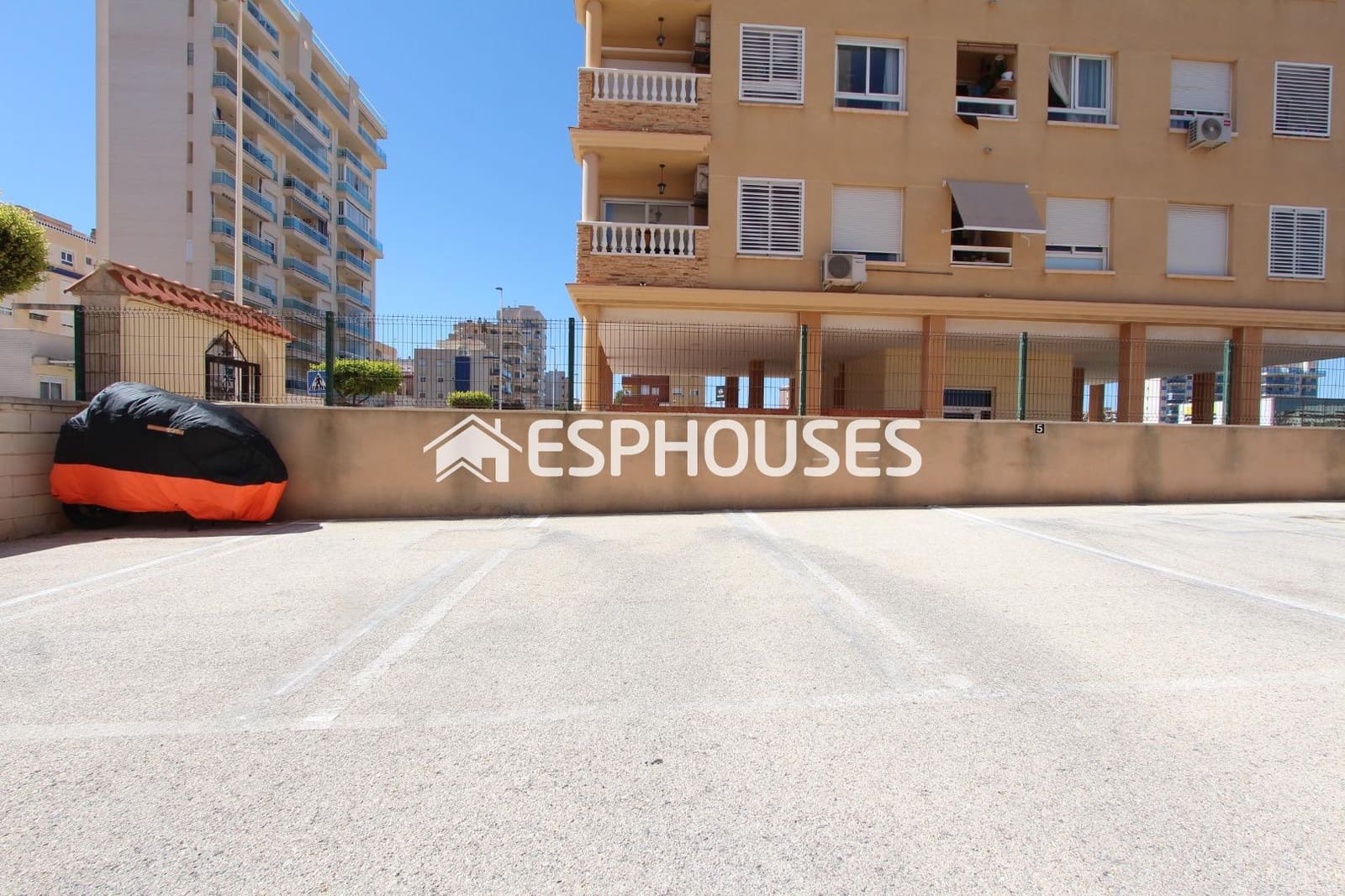 2 chambre Appartement à vendre à Guardamar del Segura avec piscine garage - 199 000 € (Ref: 9756652)