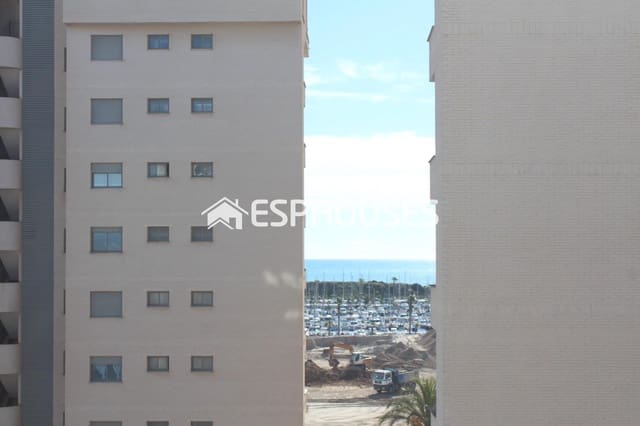 2 chambre Appartement à vendre à Puerto Deportivo, Guardamar del Segura avec piscine garage - 179 900 € (Ref: 9756653)