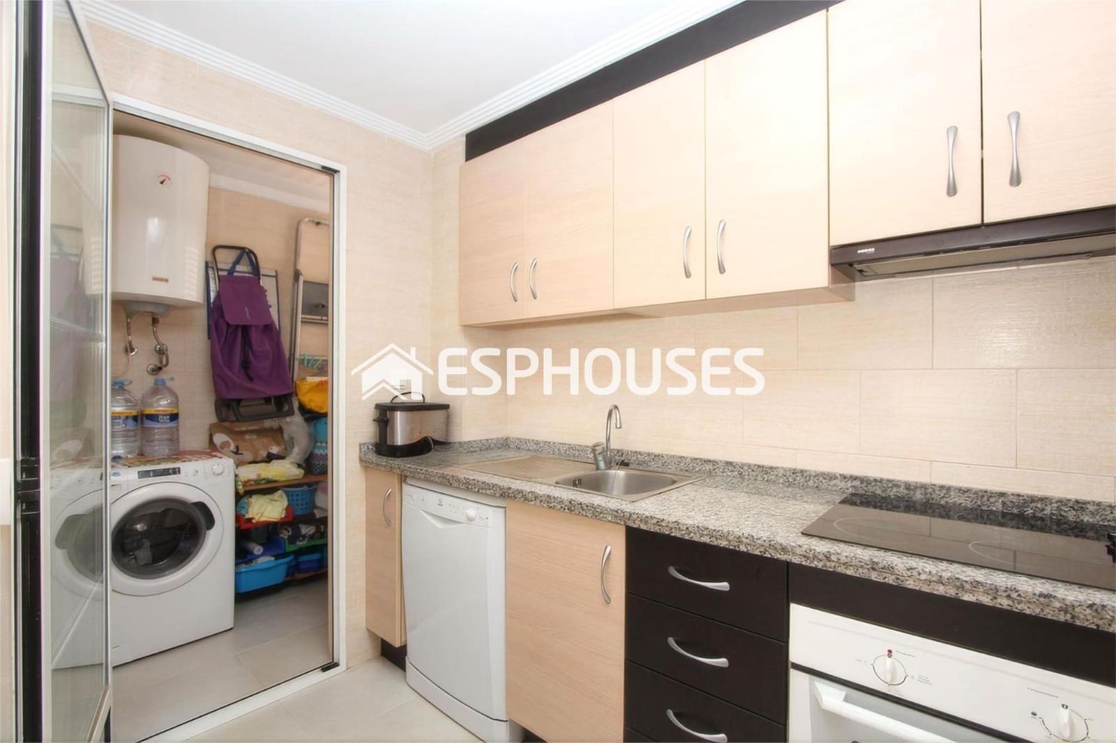 2 chambre Appartement à vendre à Guardamar del Segura avec piscine garage - 179 900 € (Ref: 9756653)