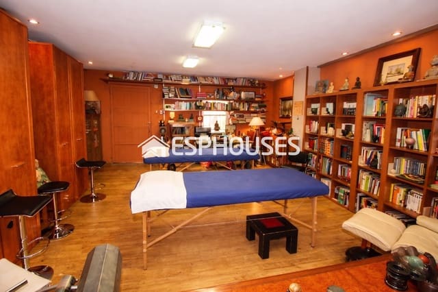 6 soveværelse Lejlighed til salg i Carolinas Altas, Alicante by - € 285.000 (Ref: 9773367)