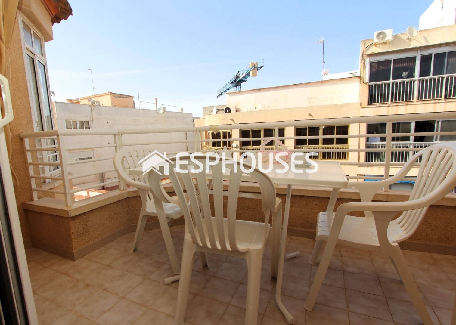 Apartamento de 2 habitaciones en Guardamar del Segura en venta - 189.500 € (Ref: 9773368)