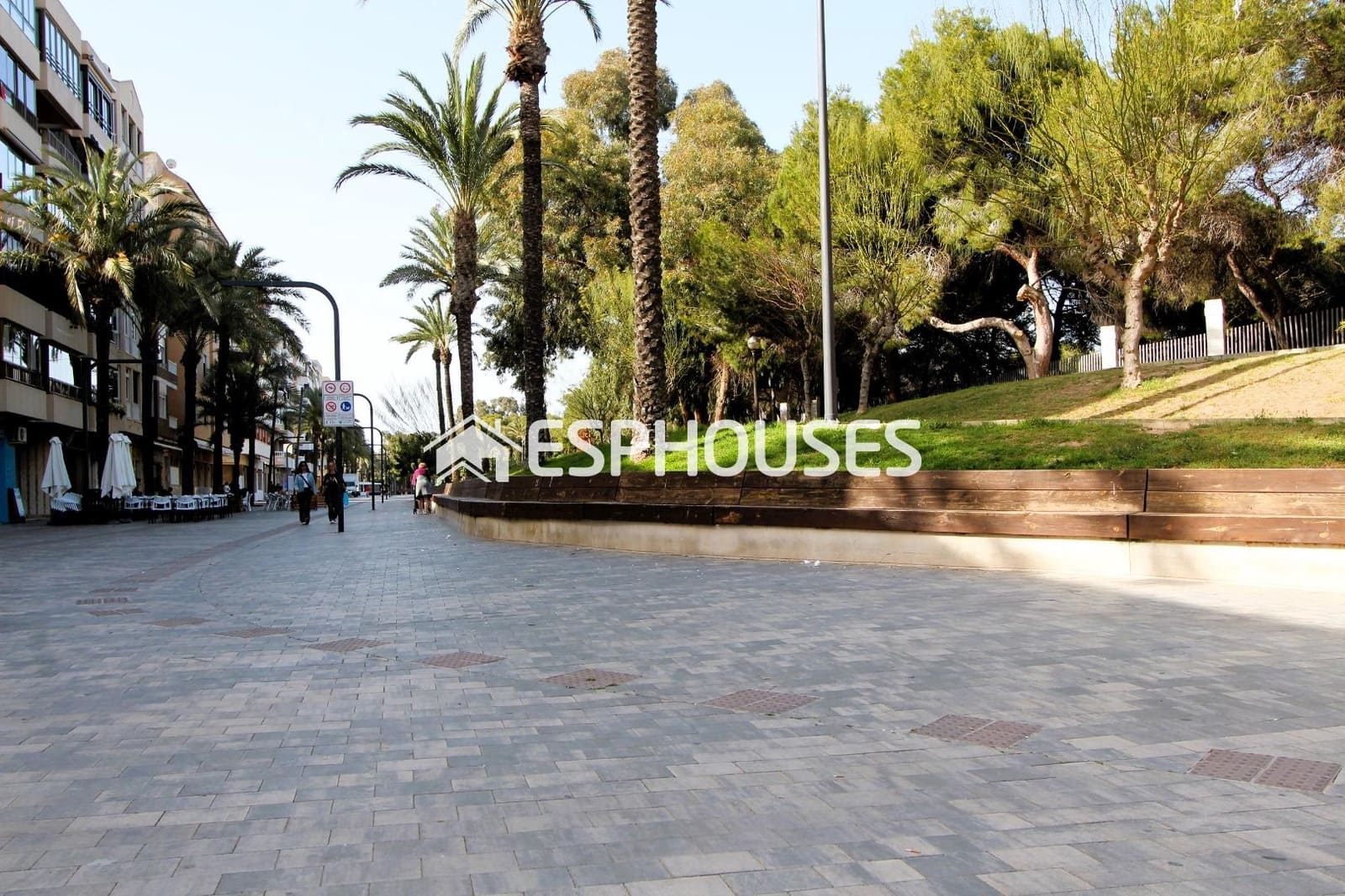 Apartamento de 2 habitaciones en Guardamar del Segura en venta - 189.500 € (Ref: 9773368)