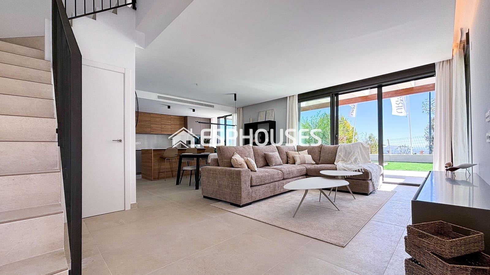 3 soveværelse Villa til salg i Polop med swimmingpool garage - € 514.400 (Ref: 9773373)