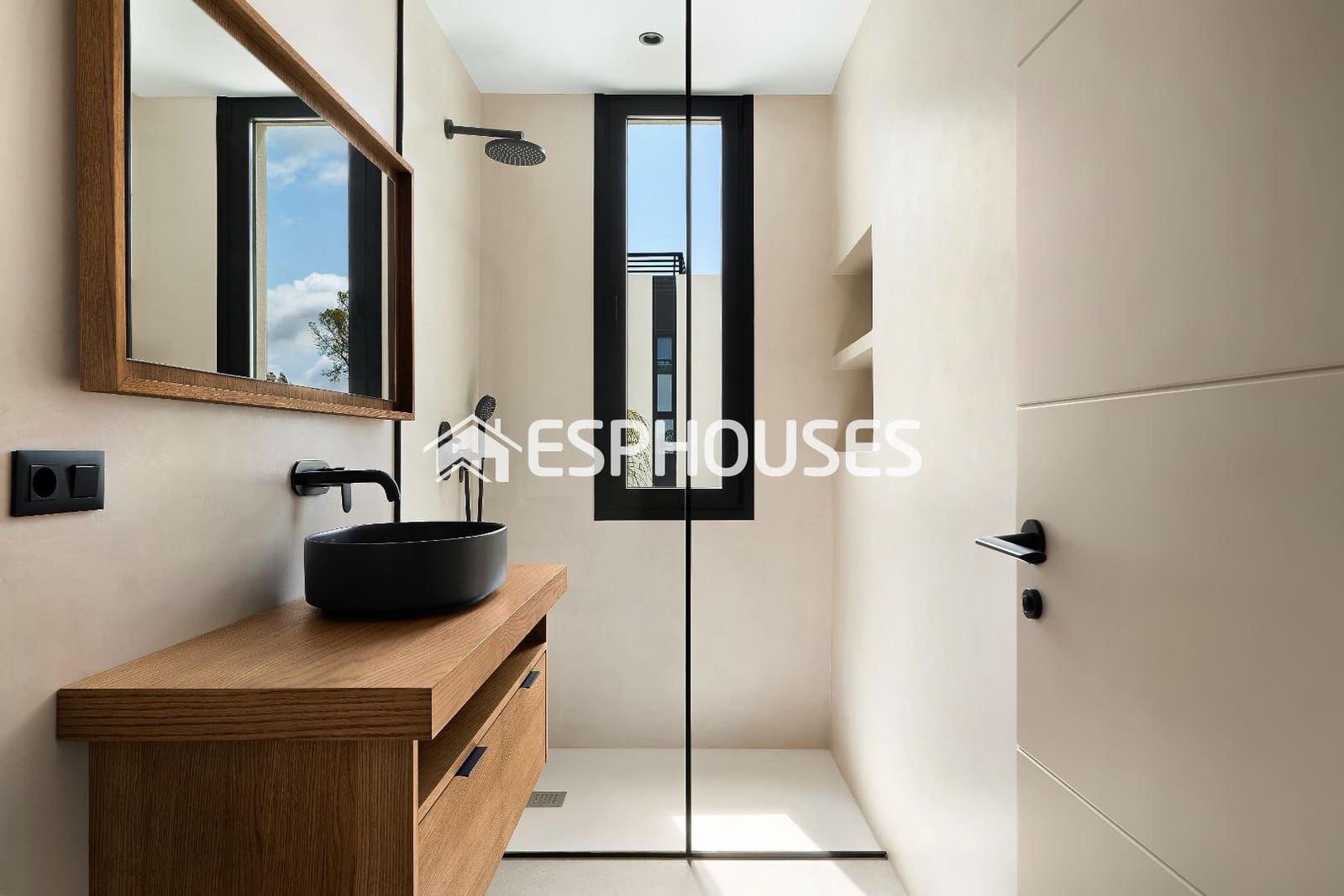 4 slaapkamer Villa te koop in La Nucia met zwembad garage - € 1.095.000 (Ref: 9773389)