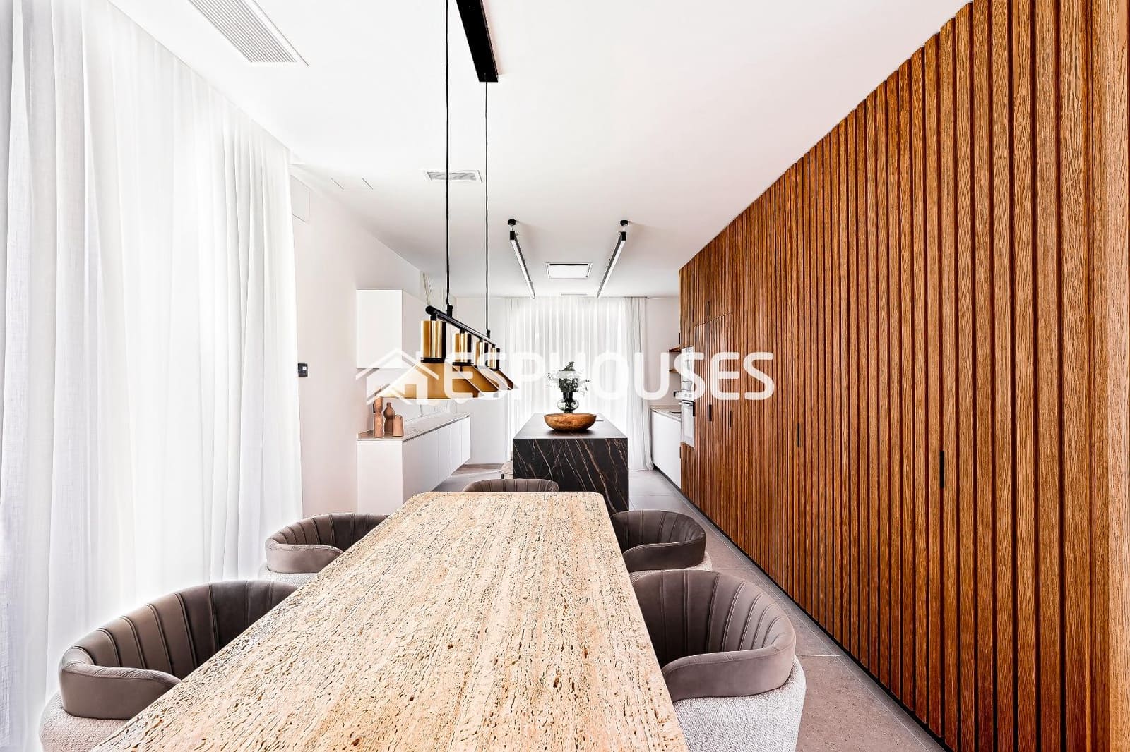 Chalet de 4 habitaciones en La Nucia en venta con piscina garaje - 1.190.000 € (Ref: 9773392)