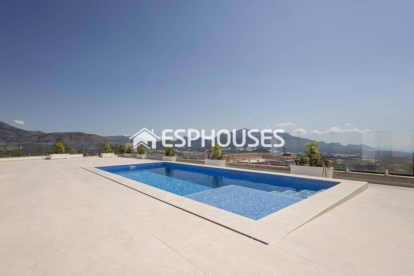 3 bedroom Villa for sale in Polop with pool garage - € 807,000 (Ref: 9783378)