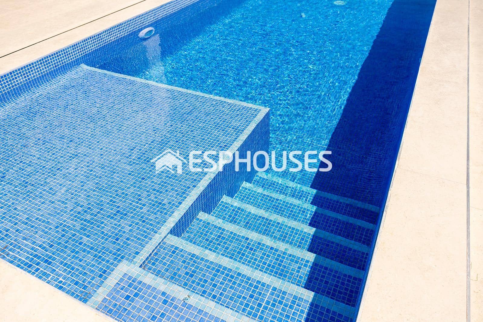 3 bedroom Villa for sale in Polop with pool garage - € 807,000 (Ref: 9783378)