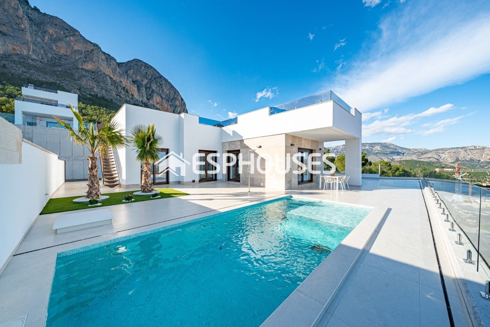 3 Zimmer Villa zu verkaufen in Polop mit Pool Garage - 689.000 € (Ref: 9783380)