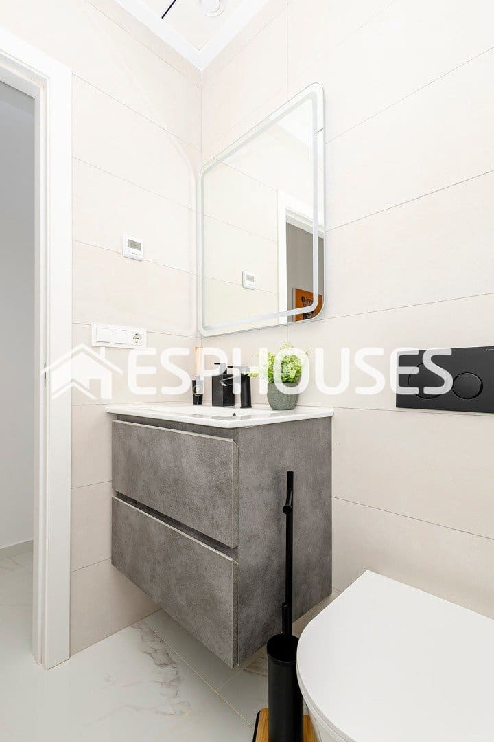 3 soverom Villa til salgs i Polop med svømmebasseng garasje - € 598 000 (Ref: 9783382)
