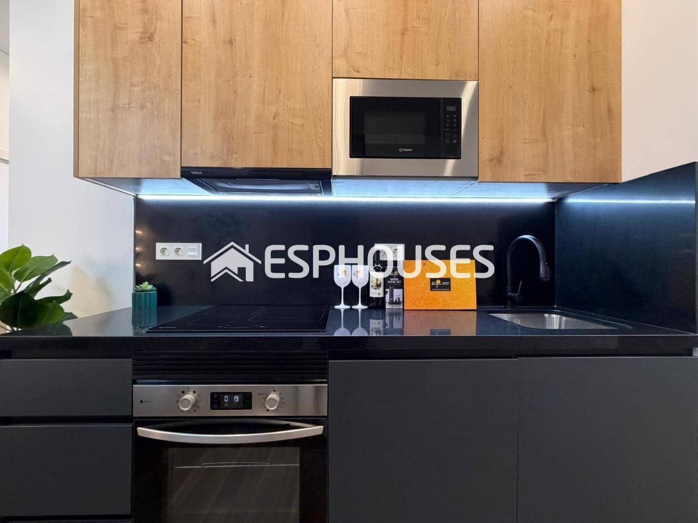 2 soveværelse Lejlighed til salg i Torrevieja - € 159.900 (Ref: 9783387)