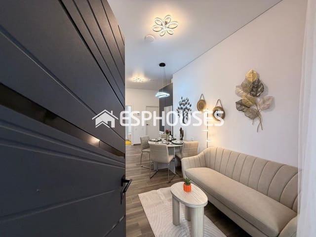 Apartamento de 2 habitaciones en Parque de las Naciones, Torrevieja en venta - 155.000 € (Ref: 9783387)