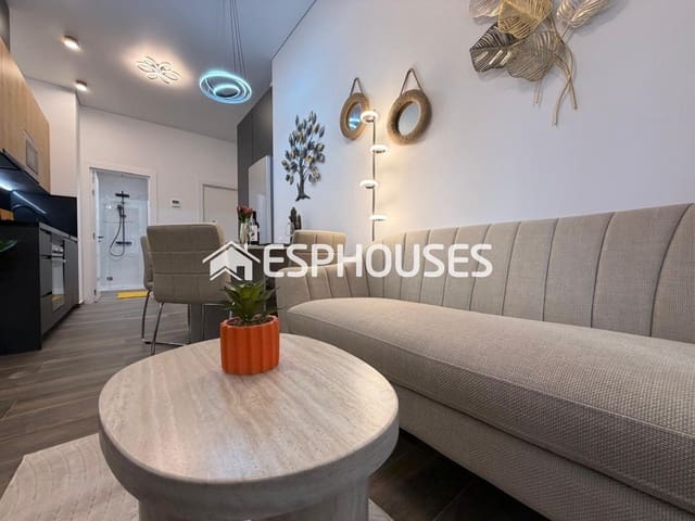 Apartamento de 2 habitaciones en Parque de las Naciones, Torrevieja en venta - 155.000 € (Ref: 9783387)