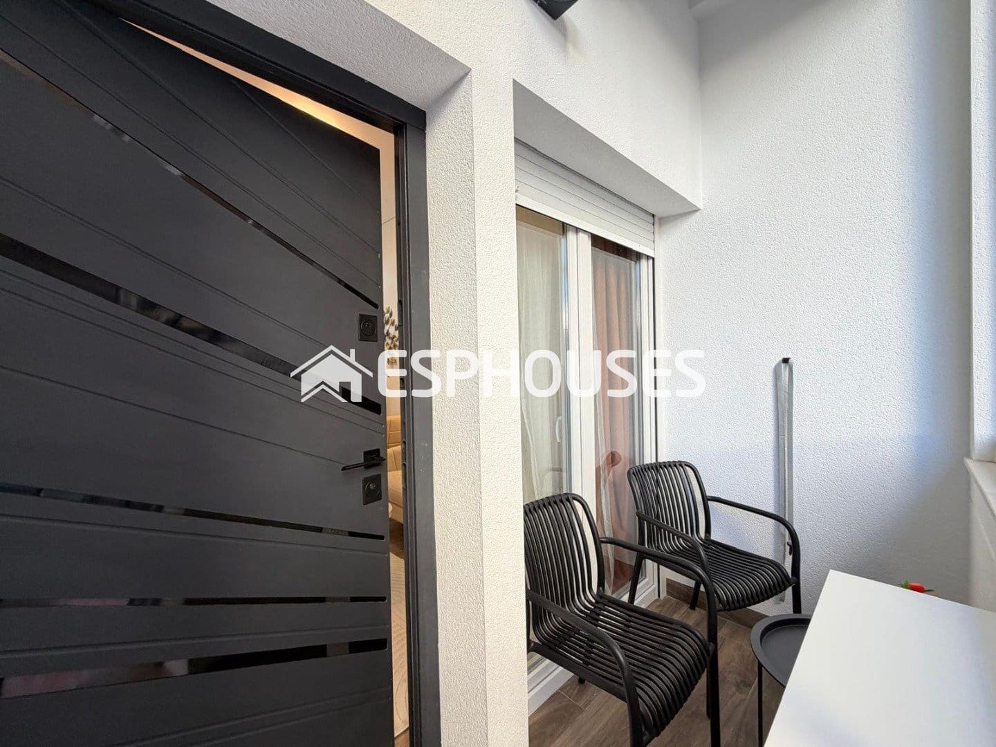 2 Zimmer Apartment zu verkaufen in Torrevieja - 155.000 € (Ref: 9783387)