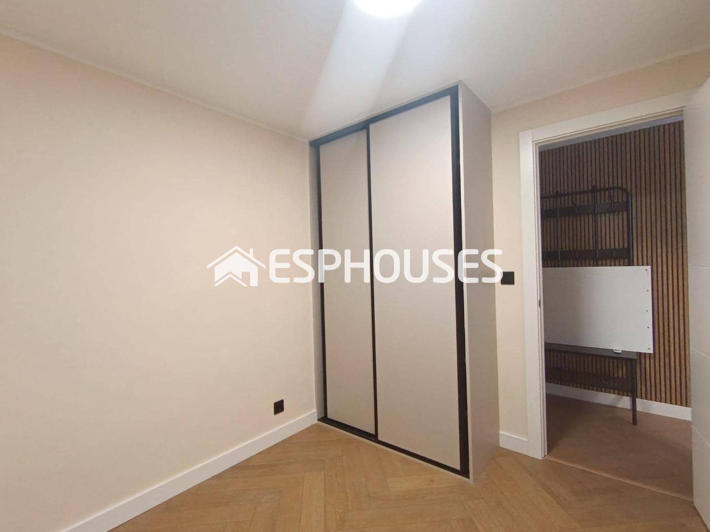 Apartamento de 2 habitaciones en Guardamar del Segura en venta con garaje - 250.000 € (Ref: 9802695)