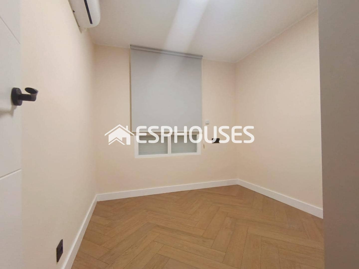 Apartamento de 2 habitaciones en Guardamar del Segura en venta con garaje - 250.000 € (Ref: 9802695)