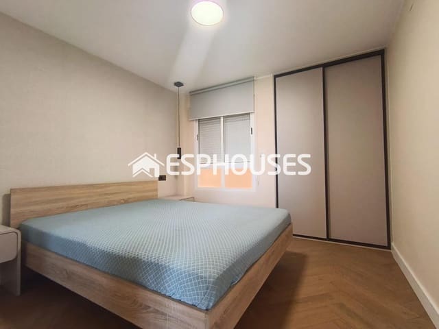 Apartamento de 2 habitaciones en Guardamar Playa, Guardamar del Segura en venta con garaje - 250.000 € (Ref: 9802695)